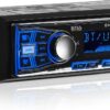 Boss Audio Systems 611UAB - Estéreo multimedia para auto - Un solo Din, audio Bluetooth y llamadas manos libres, micrófono incorporado, reproductor de MP3, puerto USB, entrada Aux, receptor de radio AM FM, - sin reproductor de CD DVD