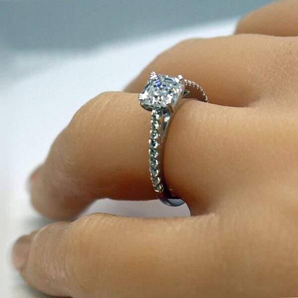 NANA Jewels Anillo de compromiso con solitario con catedral Asscher de 2.00 quilates con circonita pura brillante-plata de 10 quilates o oro de 14 k