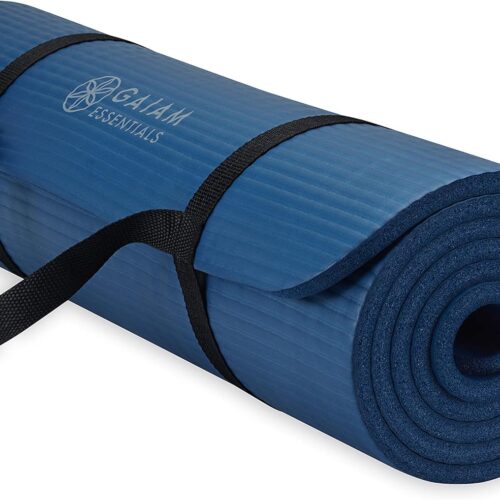 Gaiam Essentials Tapete de yoga grueso para acondicionamiento físico y ejercicio, con correa de transporte fácil de ajustar, 72 pulgadas de largo x 24 pulgadas de ancho x 2/5 pulgadas de grosor