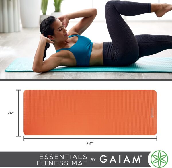 Gaiam Essentials Tapete de yoga grueso para acondicionamiento físico y ejercicio, con correa de transporte fácil de ajustar, 72 pulgadas de largo x 24 pulgadas de ancho x 2/5 pulgadas de grosor