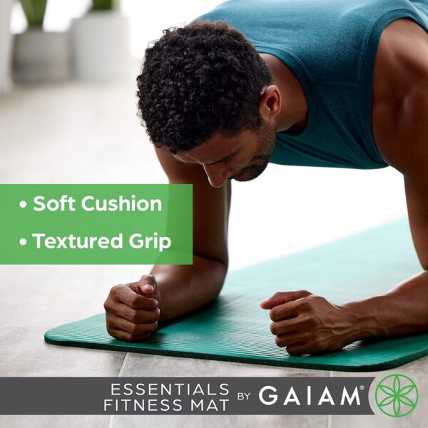 Gaiam Essentials Tapete de yoga grueso para acondicionamiento físico y ejercicio, con correa de transporte fácil de ajustar, 72 pulgadas de largo x 24 pulgadas de ancho x 2/5 pulgadas de grosor