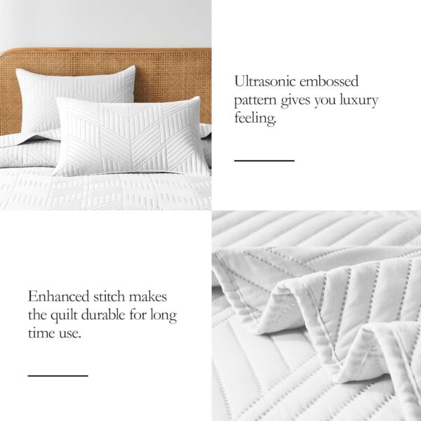 Juego de ropa de cama tamaño Queen, juego de edredón ultrasónico blanco de microfibra reversible, ligero, suave, moderno, geométrico, para todas las estaciones (1 edredón, 2 fundas de