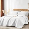 Juego de ropa de cama tamaño Queen, juego de edredón ultrasónico blanco de microfibra reversible, ligero, suave, moderno, geométrico, para todas las estaciones (1 edredón, 2 fundas de